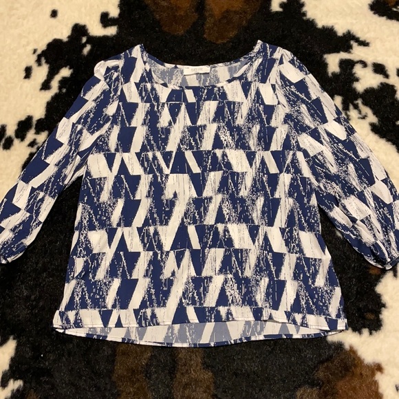 Peach love California blue white geometric blouse - Picture 1 of 4